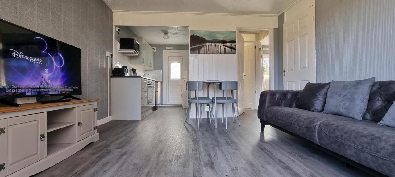 Watkin - Snowdon Cabins - Cozy Chalet - Glan Gwna, Caernarfon Caeathro Exteriör bild